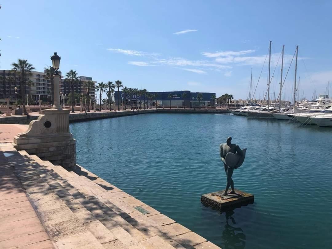 Apartamento Casaturis En El Corazon De Alicante A118 Luaran gambar