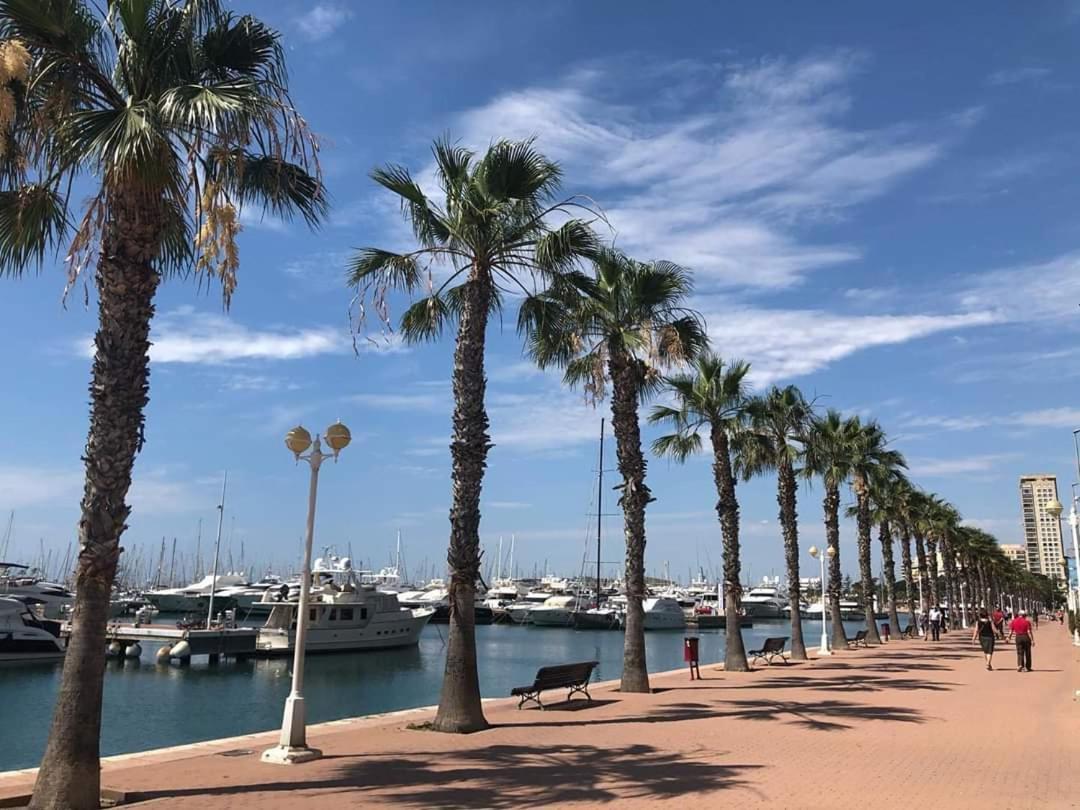Apartamento Casaturis En El Corazon De Alicante A118 Luaran gambar