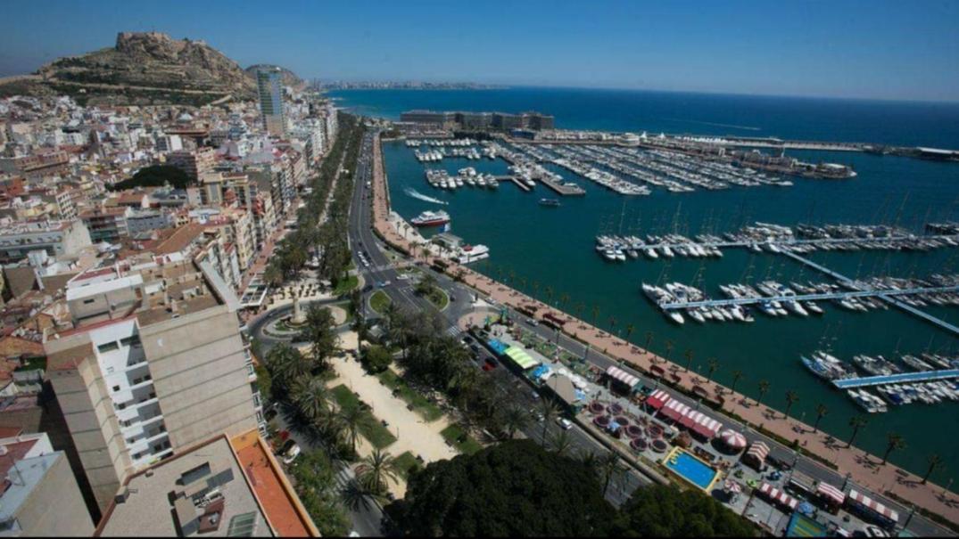 Apartamento Casaturis En El Corazon De Alicante A118 Luaran gambar