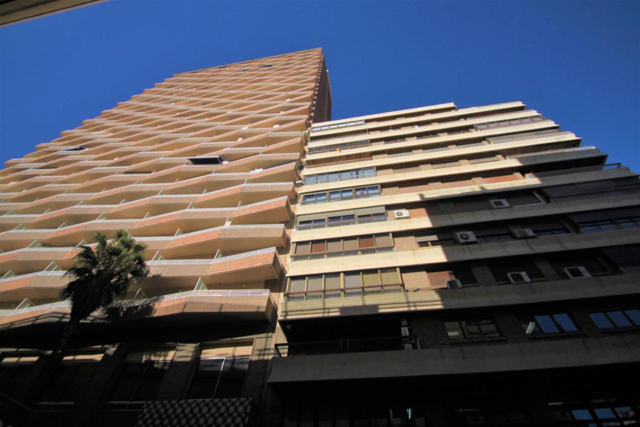 Apartamento Casaturis En El Corazon De Alicante A118 Luaran gambar