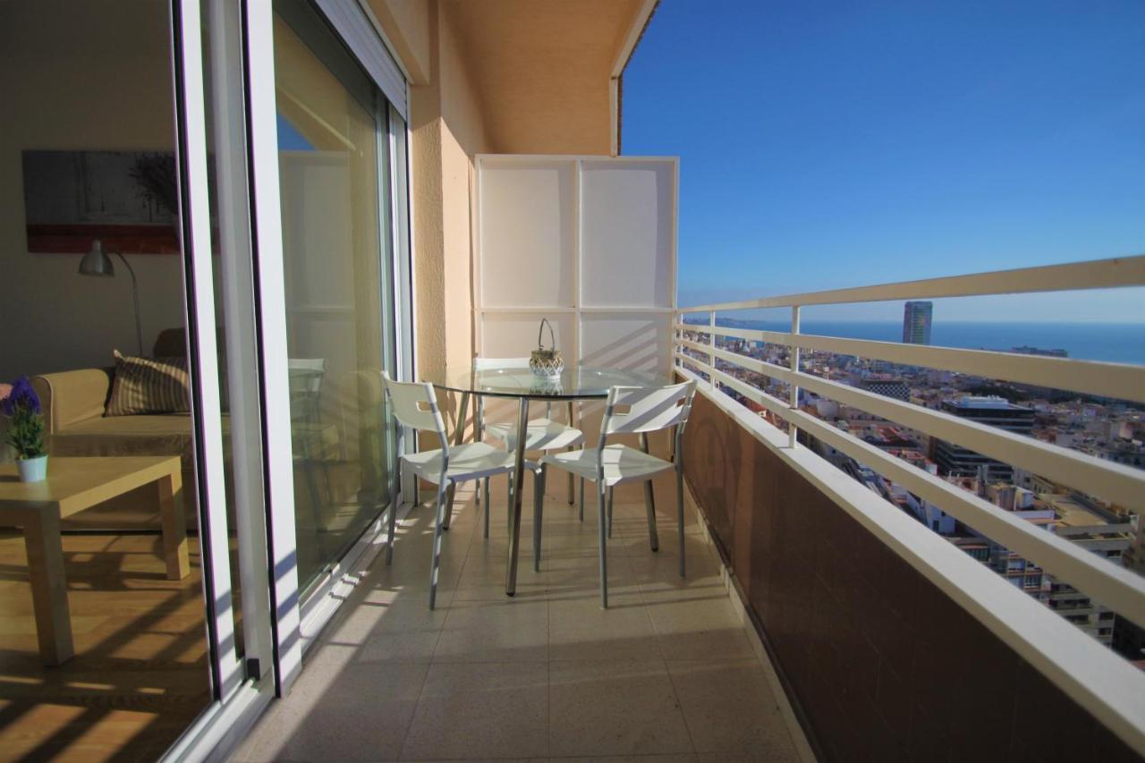 Apartamento Casaturis En El Corazon De Alicante A118 Luaran gambar