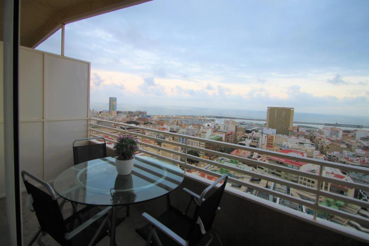 Apartamento Casaturis En El Corazon De Alicante A118 Luaran gambar